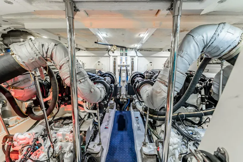 Slide: The Image of Fairline 2013 - 24