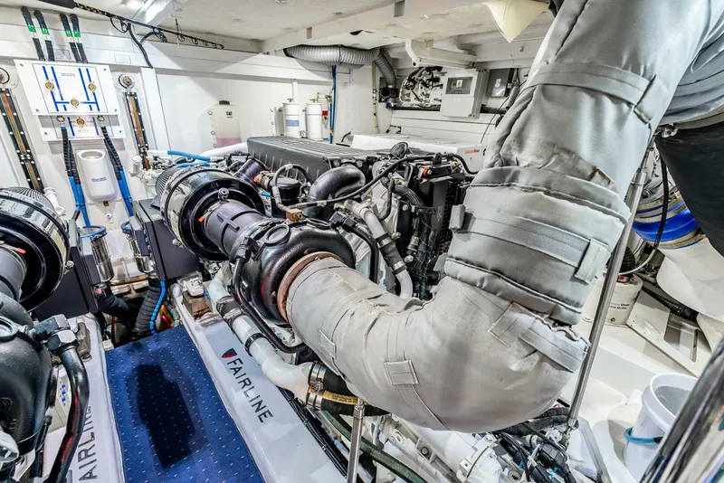 Slide: The Image of Fairline 2013 - 25