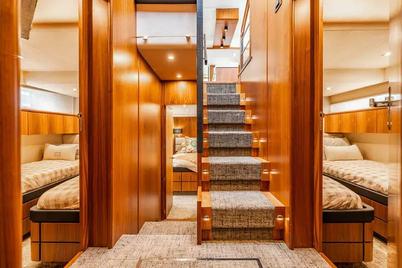 Slide: The Image of Fairline 2013 - 9
