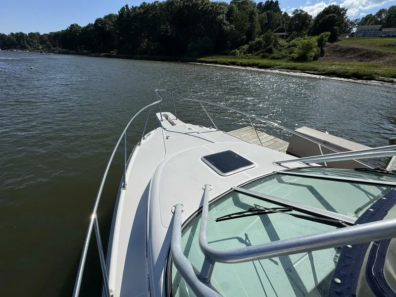 Slide: The Image of Boston Whaler 28 Conquest 1999 - 12