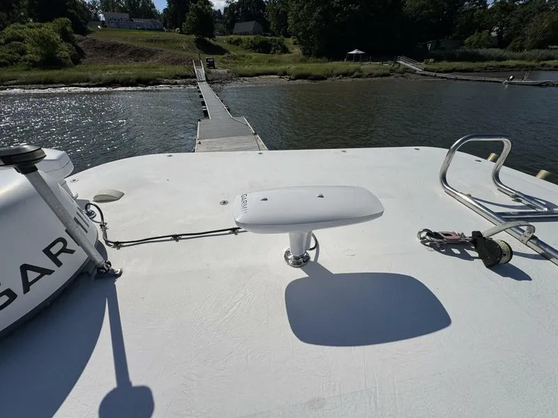 Slide: The Image of Boston Whaler 28 Conquest 1999 - 16