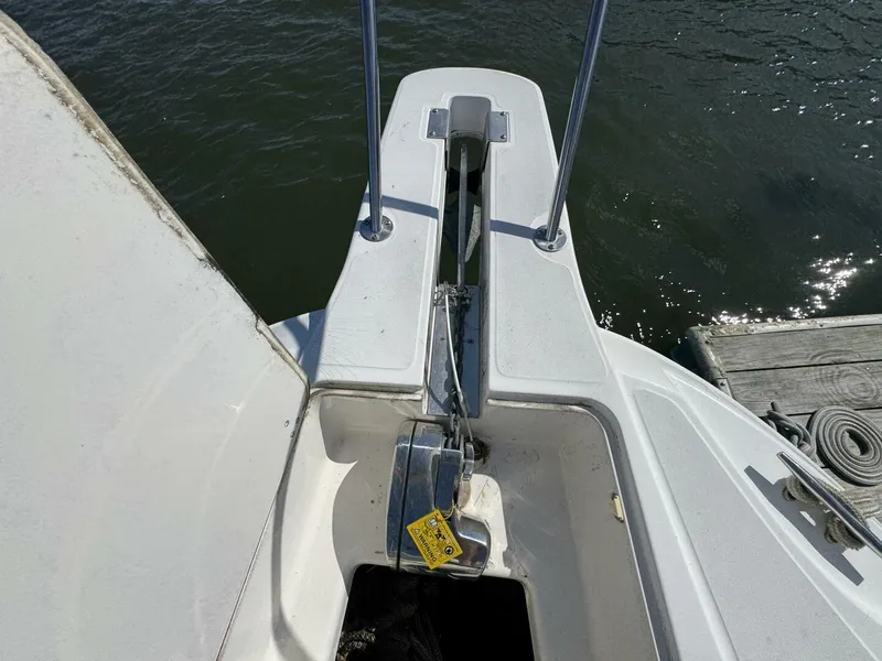 Slide: The Image of Boston Whaler 28 Conquest 1999 - 18