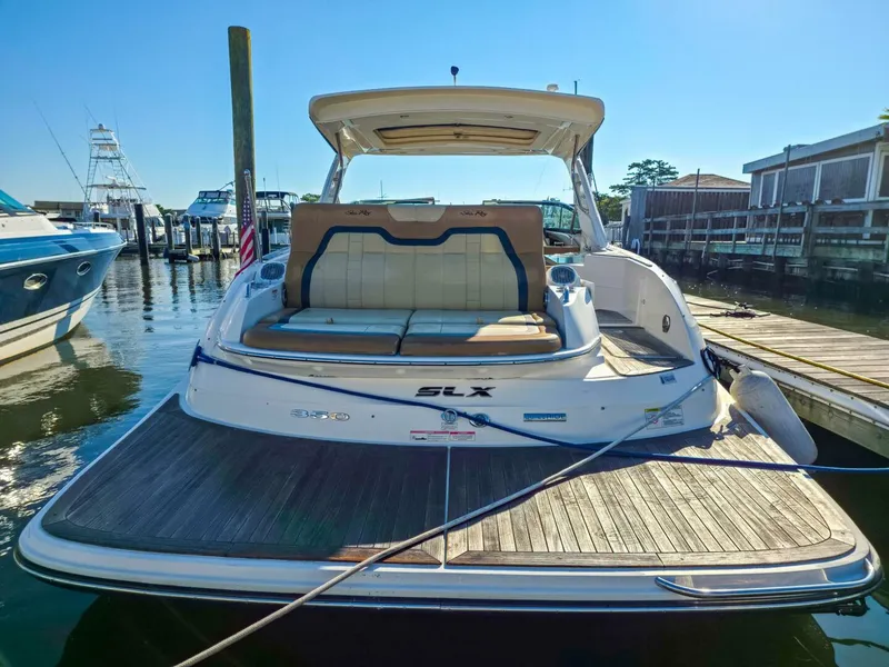 Slide: The Image of Sea Ray 350 SLX 2015 - 5