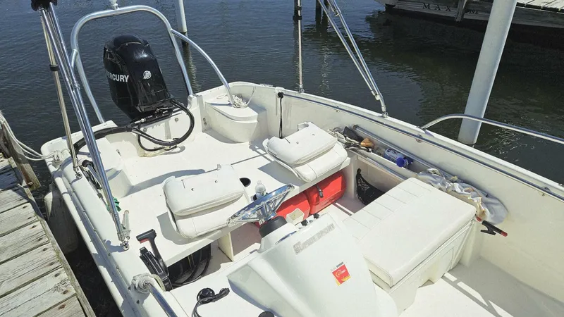 Slide: The Image of Boston Whaler 17 Super Sport 2012 - 3