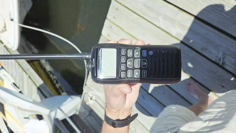 Slide: The Image of Boston Whaler 17 Super Sport 2012 - 5