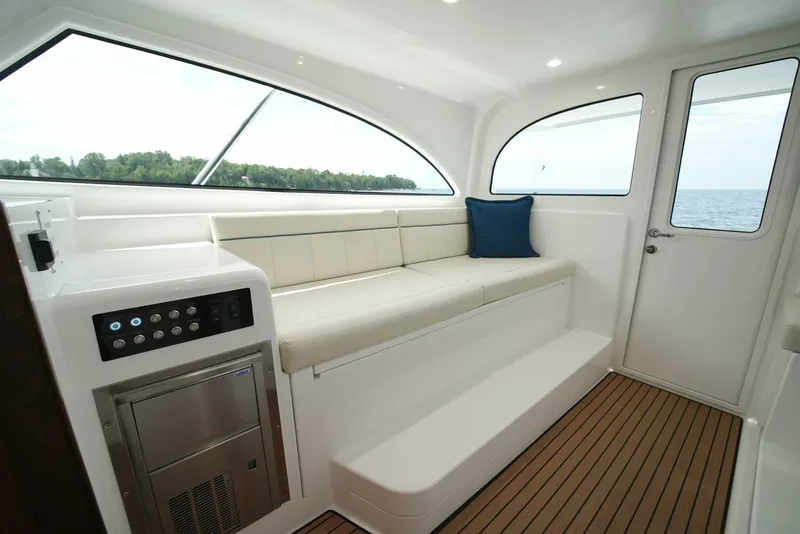 Slide: The Image of Viking 46 Billfish 2025 - 44