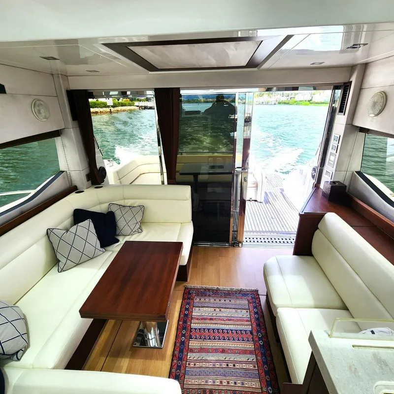 Slide: The Image of Galeon 430 HTC 2018 - 16