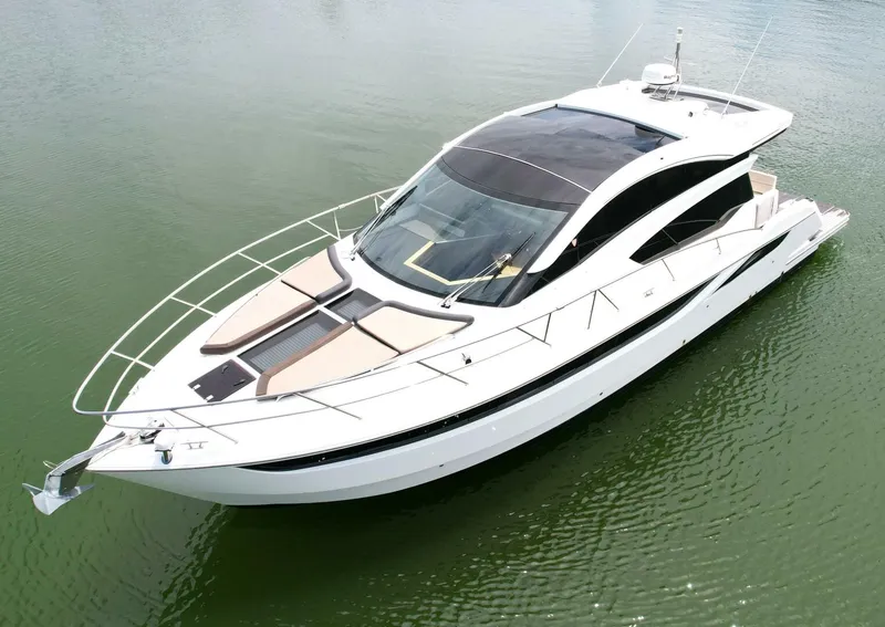 Slide: The Image of Galeon 430 HTC 2018 - 2
