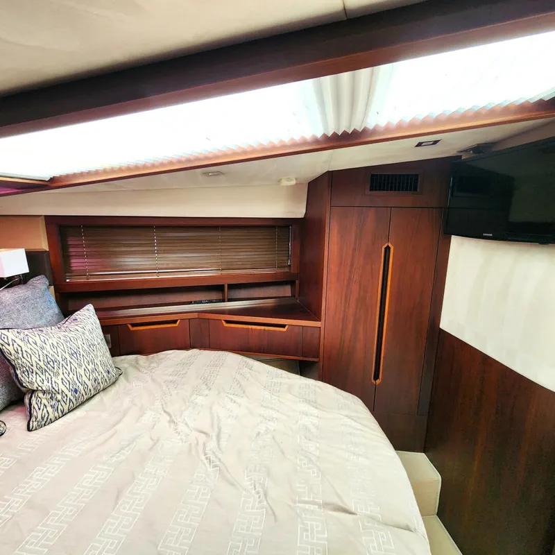 Slide: The Image of Galeon 430 HTC 2018 - 26