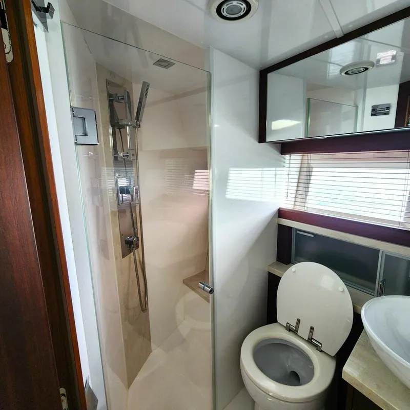 Slide: The Image of Galeon 430 HTC 2018 - 30