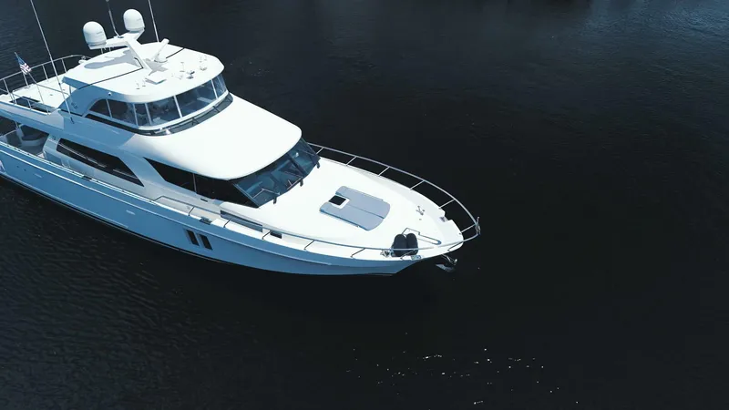 Slide: The Image of Ocean Alexander 72 2015 - 3