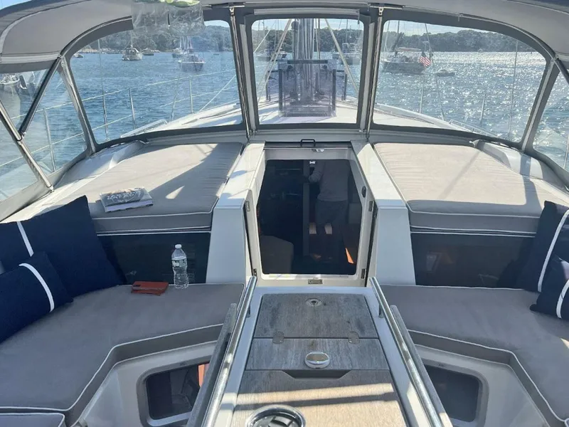 Slide: The Image of Beneteau Oceanis 2020 - 12