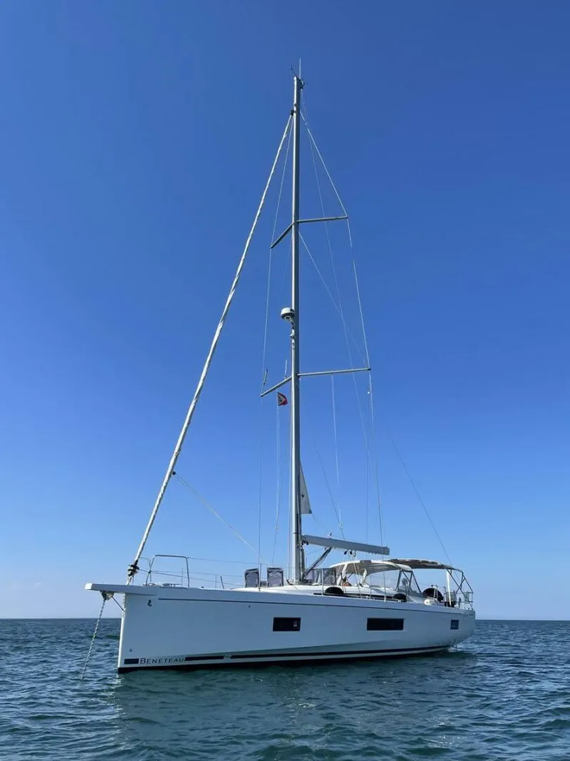 Slide: The Image of Beneteau Oceanis 2020 - 3