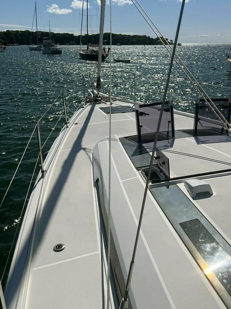 Slide: The Image of Beneteau Oceanis 2020 - 6