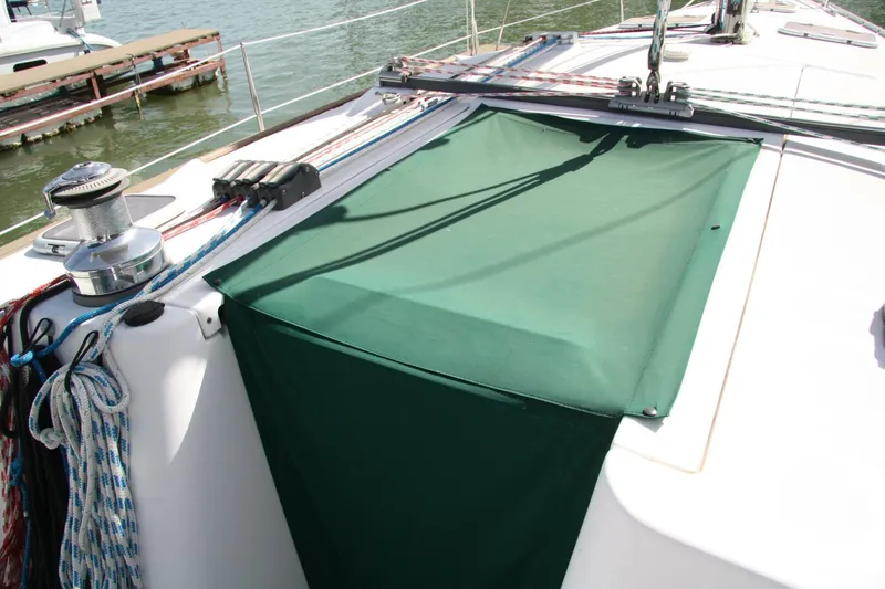 Slide: The Image of Beneteau 2006 - 21