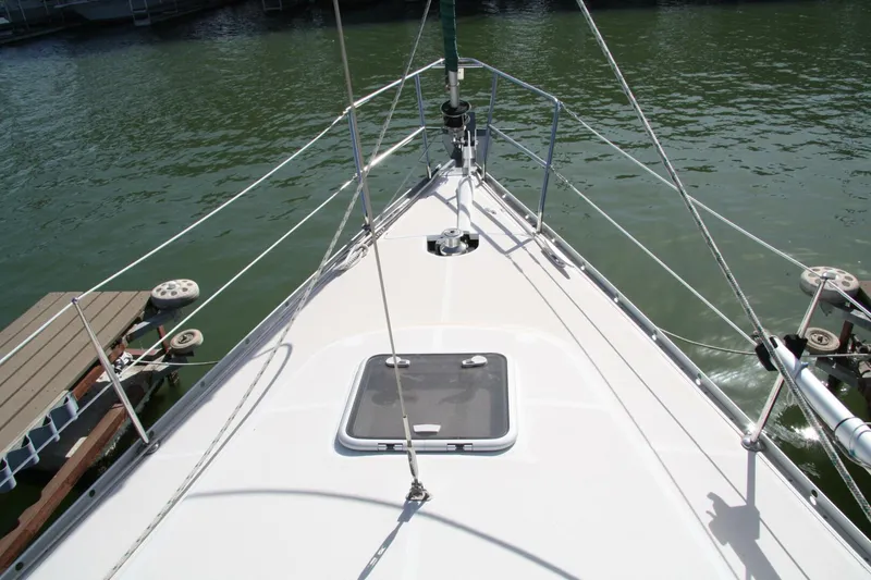 Slide: The Image of Beneteau 2006 - 26