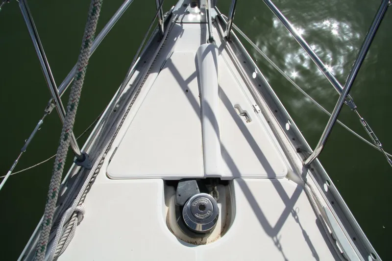 Slide: The Image of Beneteau 2006 - 27