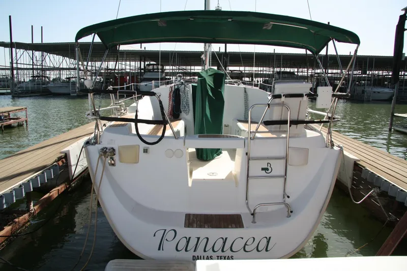 Slide: The Image of Beneteau 2006 - 3