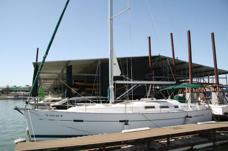 Slide: The Image of Beneteau 2006 - 6