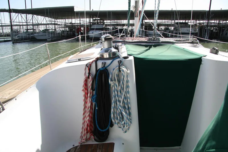 Slide: The Image of Beneteau 2006 - 9