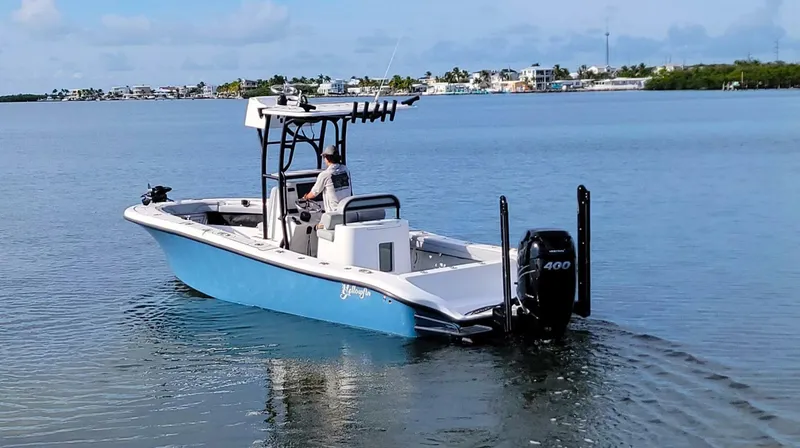 Slide: The Image of Yellowfin 26 Hybrid 2021 - 10