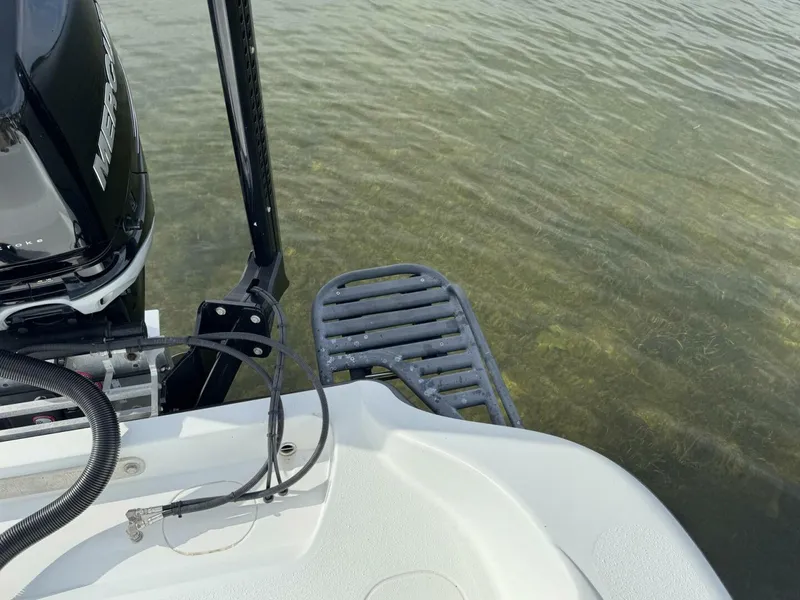 Slide: The Image of Yellowfin 26 Hybrid 2021 - 35