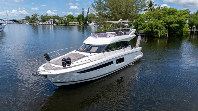Slide: The Image of Prestige 500 Flybridge 2018 - 2