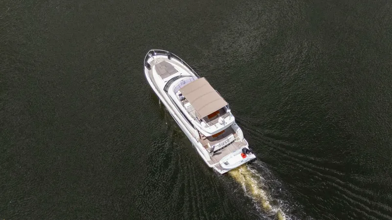 Slide: The Image of Prestige 500 Flybridge 2018 - 5