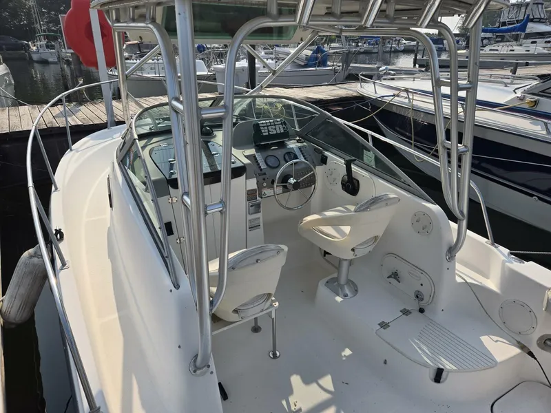 Slide: The Image of Bayliner 2004 - 5