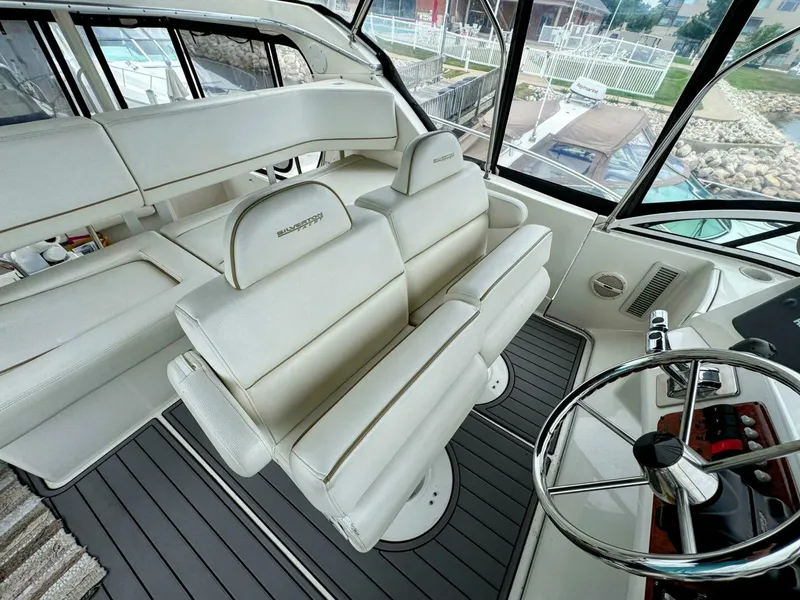 Slide: The Image of Silverton 35 Motor Yacht 2005 - 15