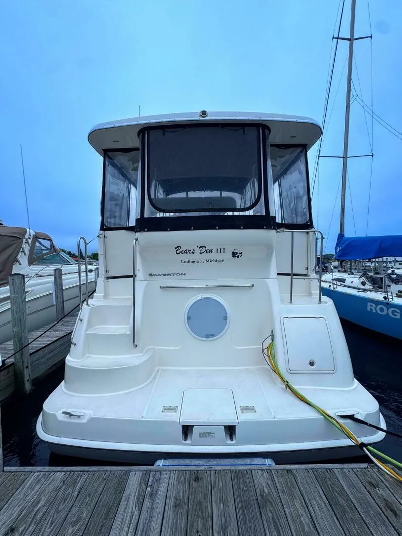 Slide: The Image of Silverton 35 Motor Yacht 2005 - 2