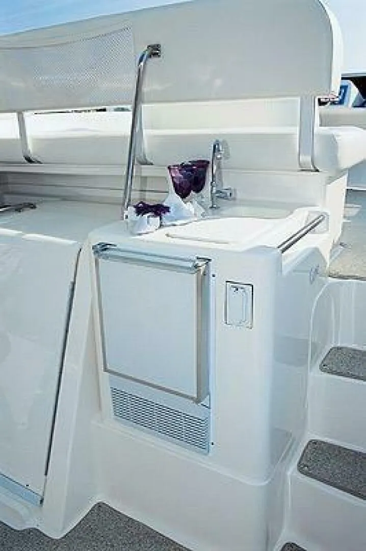 Slide: The Image of Silverton 35 Motor Yacht 2005 - 22
