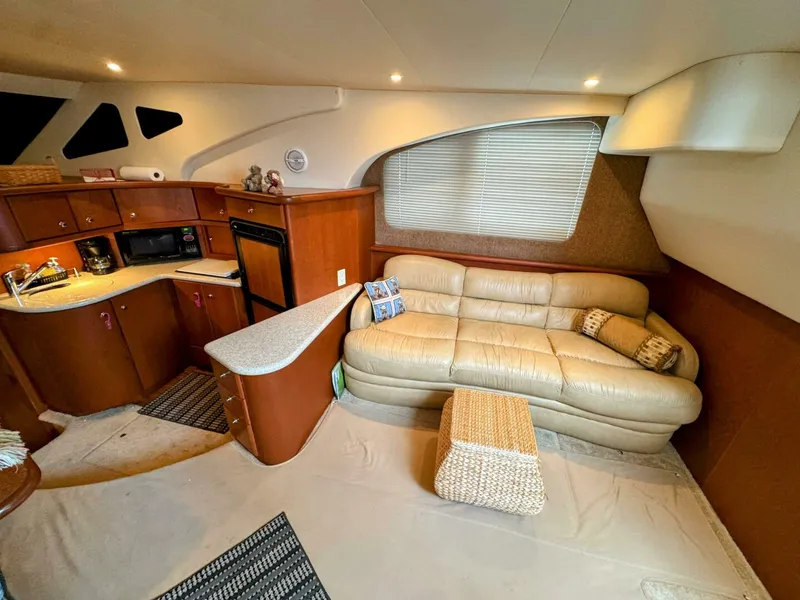Slide: The Image of Silverton 35 Motor Yacht 2005 - 28