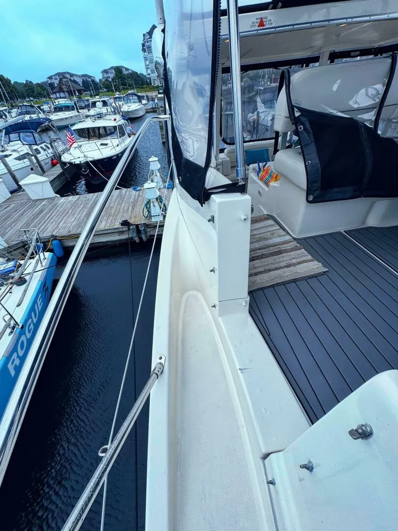 Slide: The Image of Silverton 35 Motor Yacht 2005 - 6