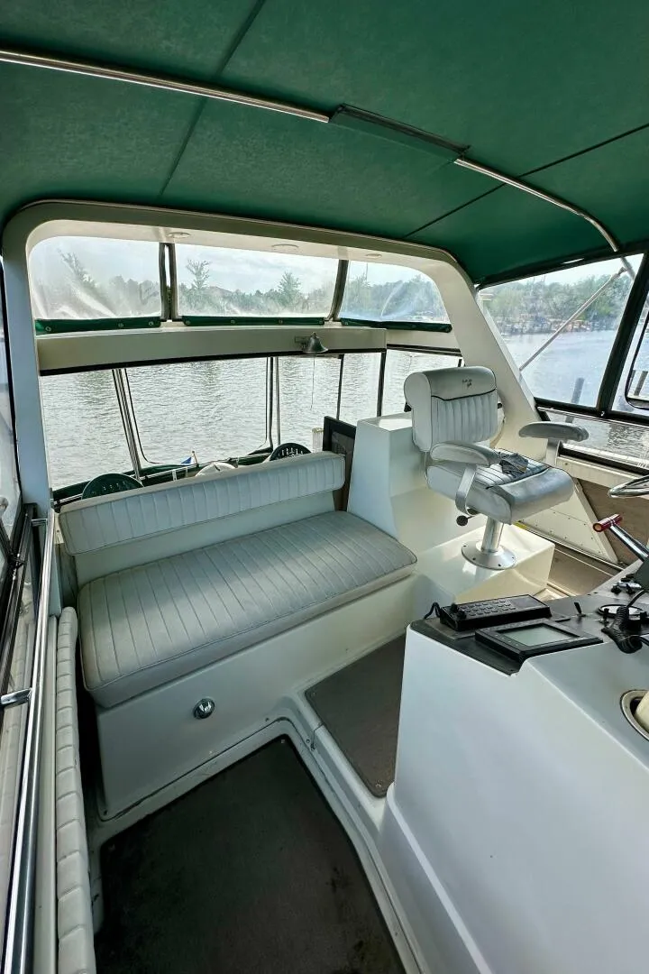 Slide: The Image of Carver Yachts 3807 Aft Cabin 1991 - 11