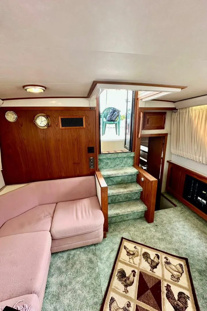 Slide: The Image of Carver Yachts 3807 Aft Cabin 1991 - 18