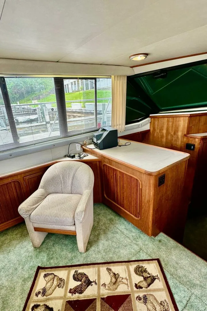 Slide: The Image of Carver Yachts 3807 Aft Cabin 1991 - 22