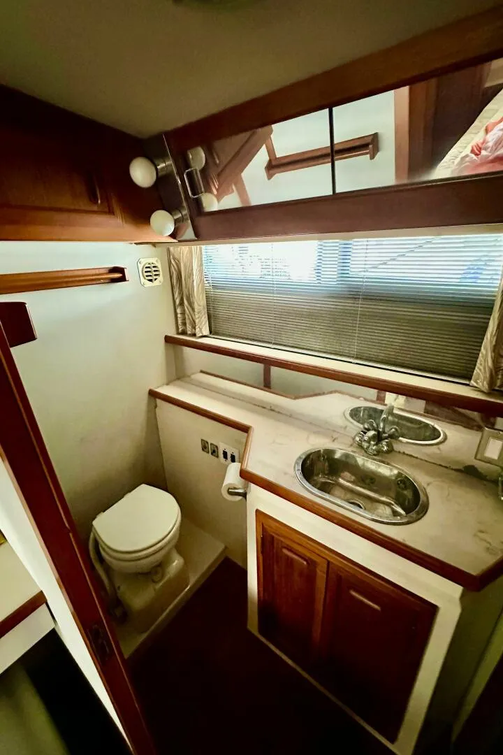 Slide: The Image of Carver Yachts 3807 Aft Cabin 1991 - 33