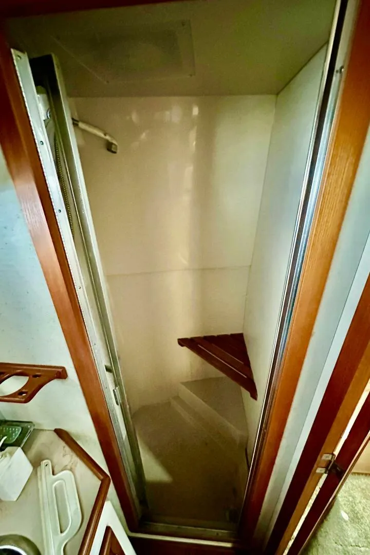 Slide: The Image of Carver Yachts 3807 Aft Cabin 1991 - 34