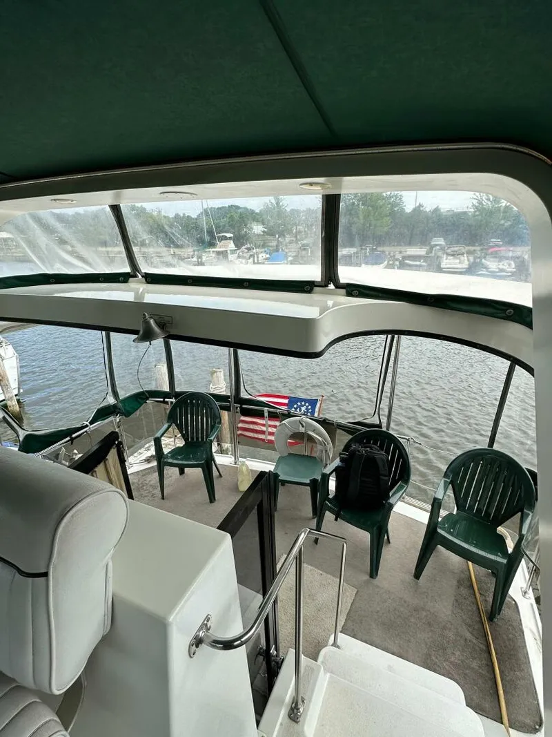 Slide: The Image of Carver Yachts 3807 Aft Cabin 1991 - 9