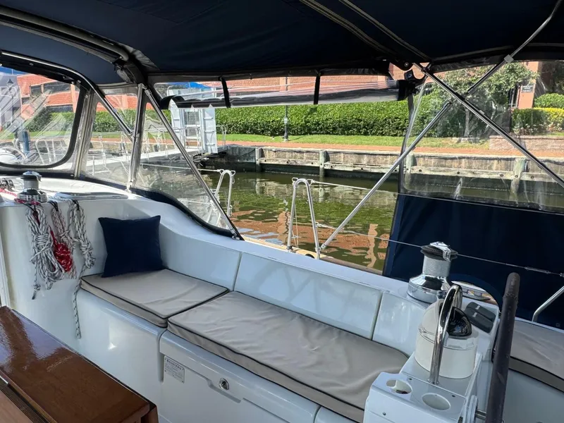 Slide: The Image of Beneteau 473 2005 - 12