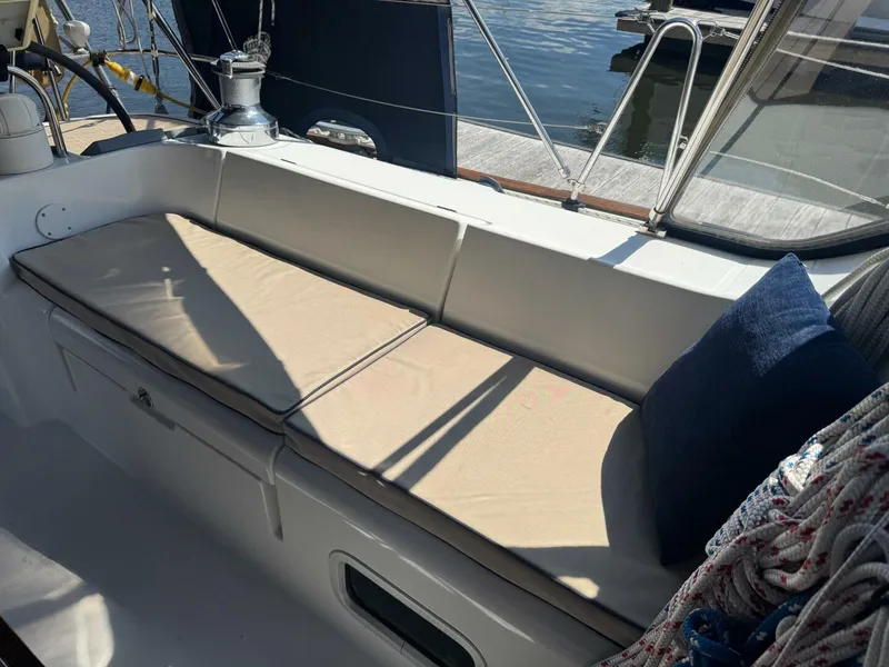 Slide: The Image of Beneteau 473 2005 - 13