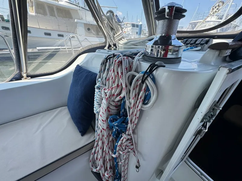 Slide: The Image of Beneteau 473 2005 - 15