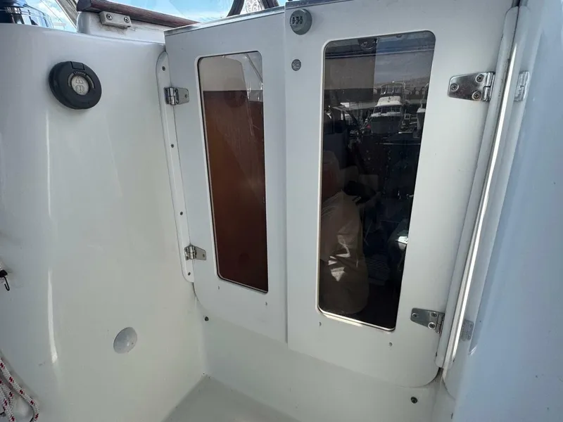 Slide: The Image of Beneteau 473 2005 - 25