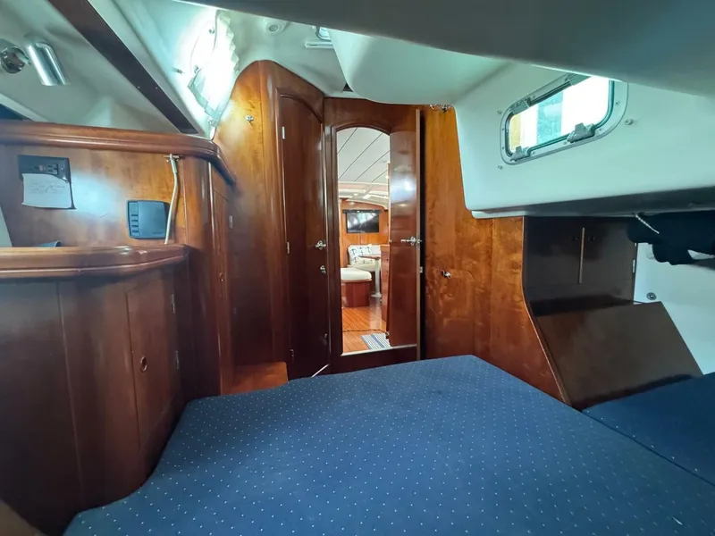 Slide: The Image of Beneteau 473 2005 - 48