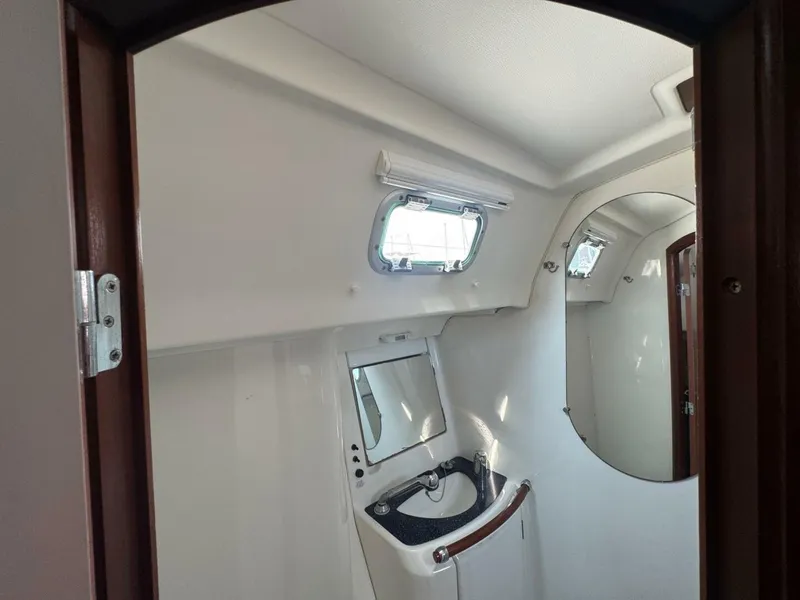 Slide: The Image of Beneteau 473 2005 - 51