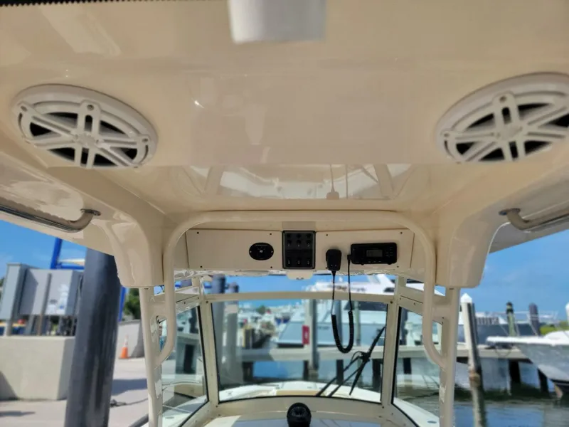 Slide: The Image of Scout 275 LXF 2018 - 21