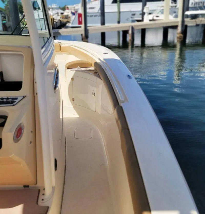 Slide: The Image of Scout 275 LXF 2018 - 22