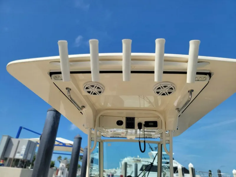 Slide: The Image of Scout 275 LXF 2018 - 40