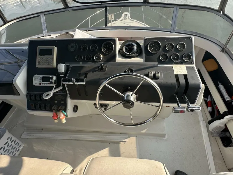 Slide: The Image of Carver Yachts 1993 - 2